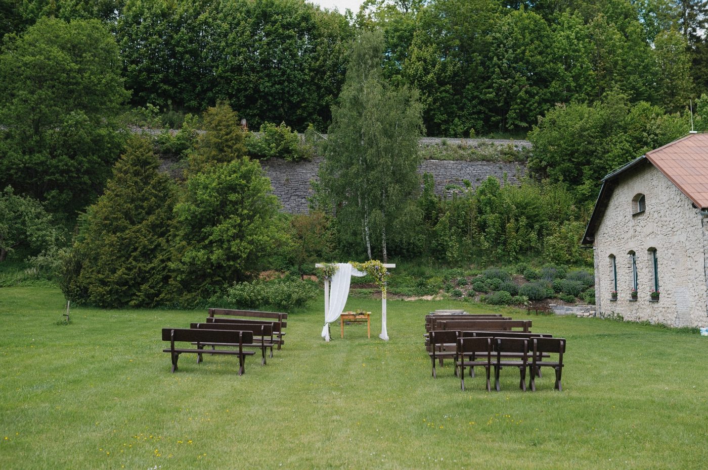 Svatební místo v přírodě